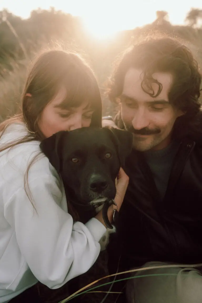 Leïla, Victor et Gallas